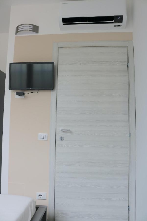 Gambara Guests House Ξενοδοχείο Μιλάνο Εξωτερικό φωτογραφία